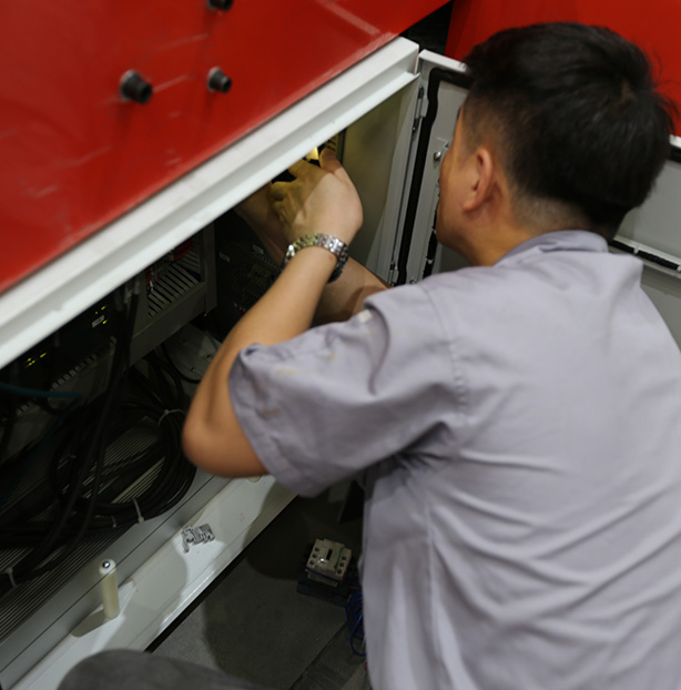 Repair & Maintenance Of Metal Decorating Machine